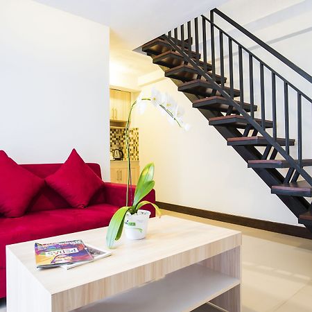 Legian Village Residence Семіньяк Екстер'єр фото