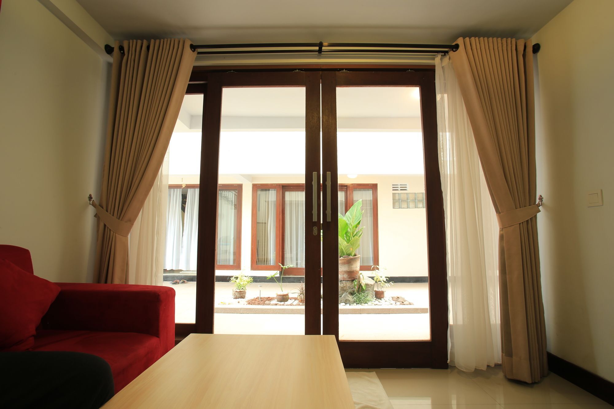 Legian Village Residence Семіньяк Екстер'єр фото