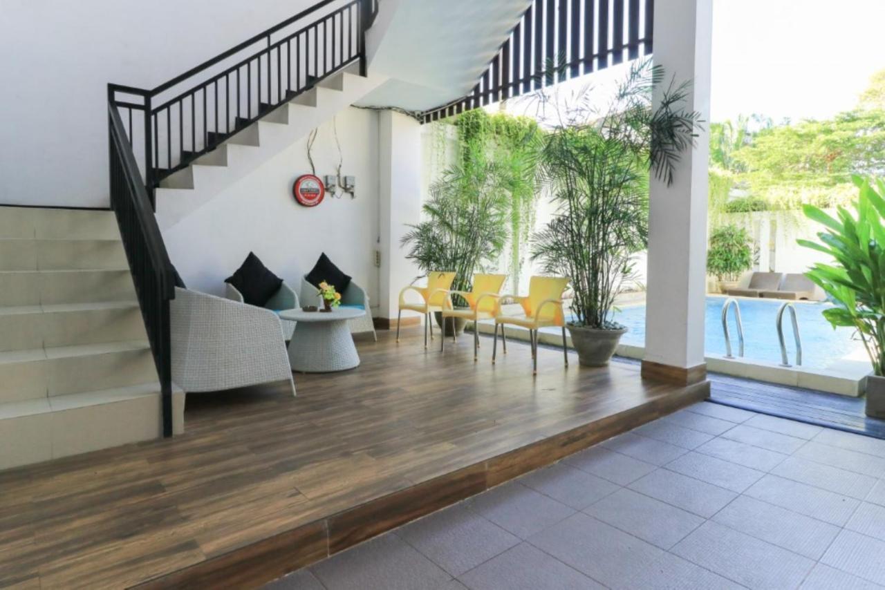 Legian Village Residence Семіньяк Екстер'єр фото