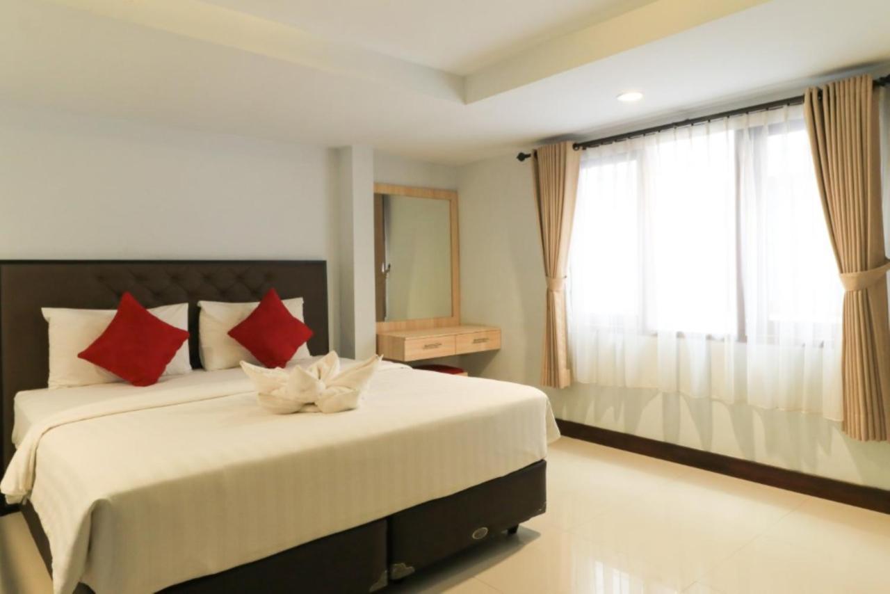 Legian Village Residence Семіньяк Екстер'єр фото